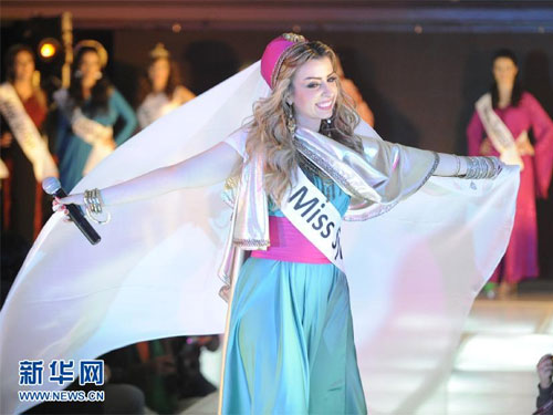 Người đẹp Syria Nadine Fahad vừa đăng quang cuộc thi Hoa hậu Thế giới Ả Rập 2012 tổ chức ở Cairo.